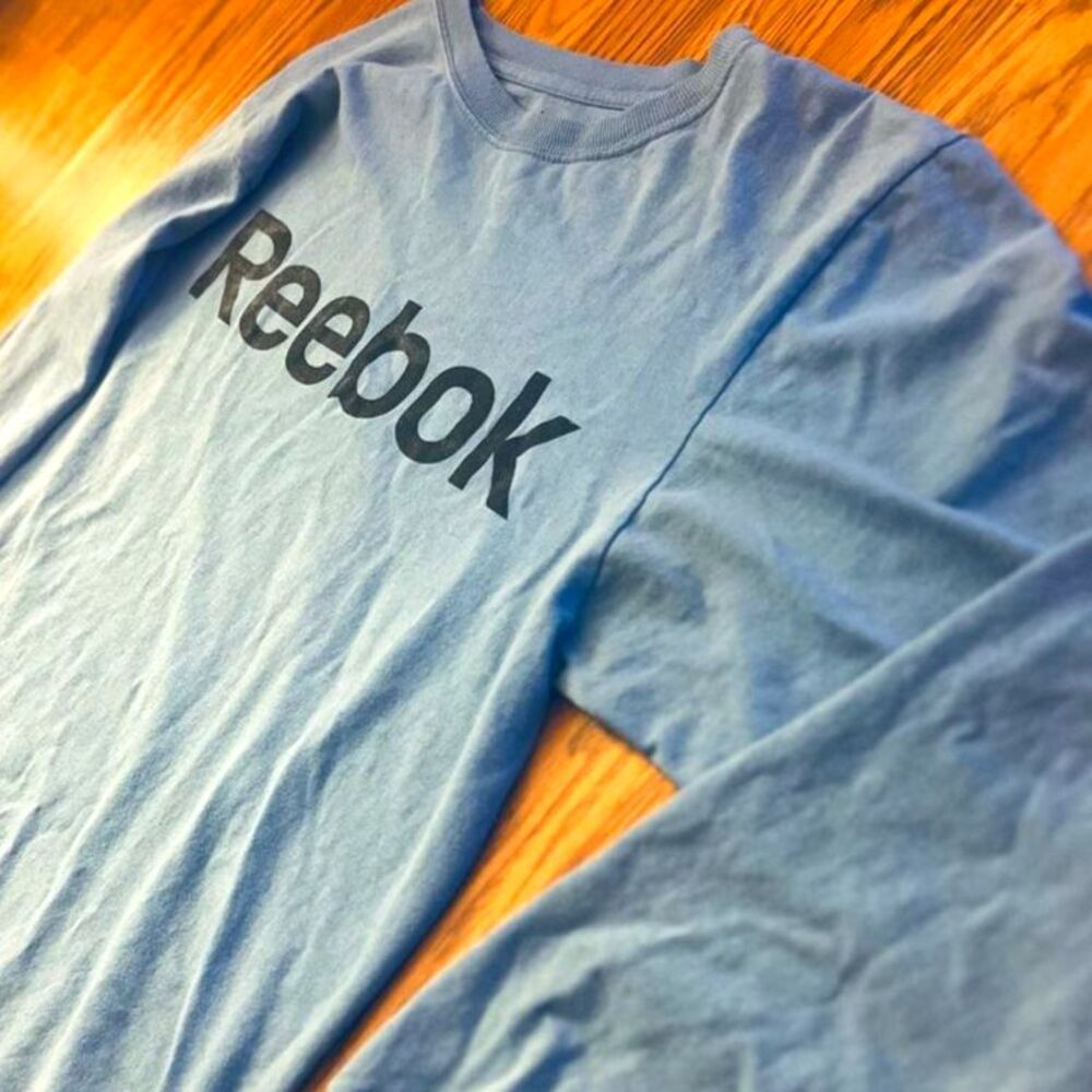 EUC Reebok Logoed Crewneck Long Sleeve Tee Men's M Blue Lightweight Y2K Shirt - Picture 3 of 4
